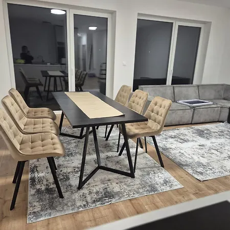 Rezidencia Pri Kastieli 5 * Sokolany